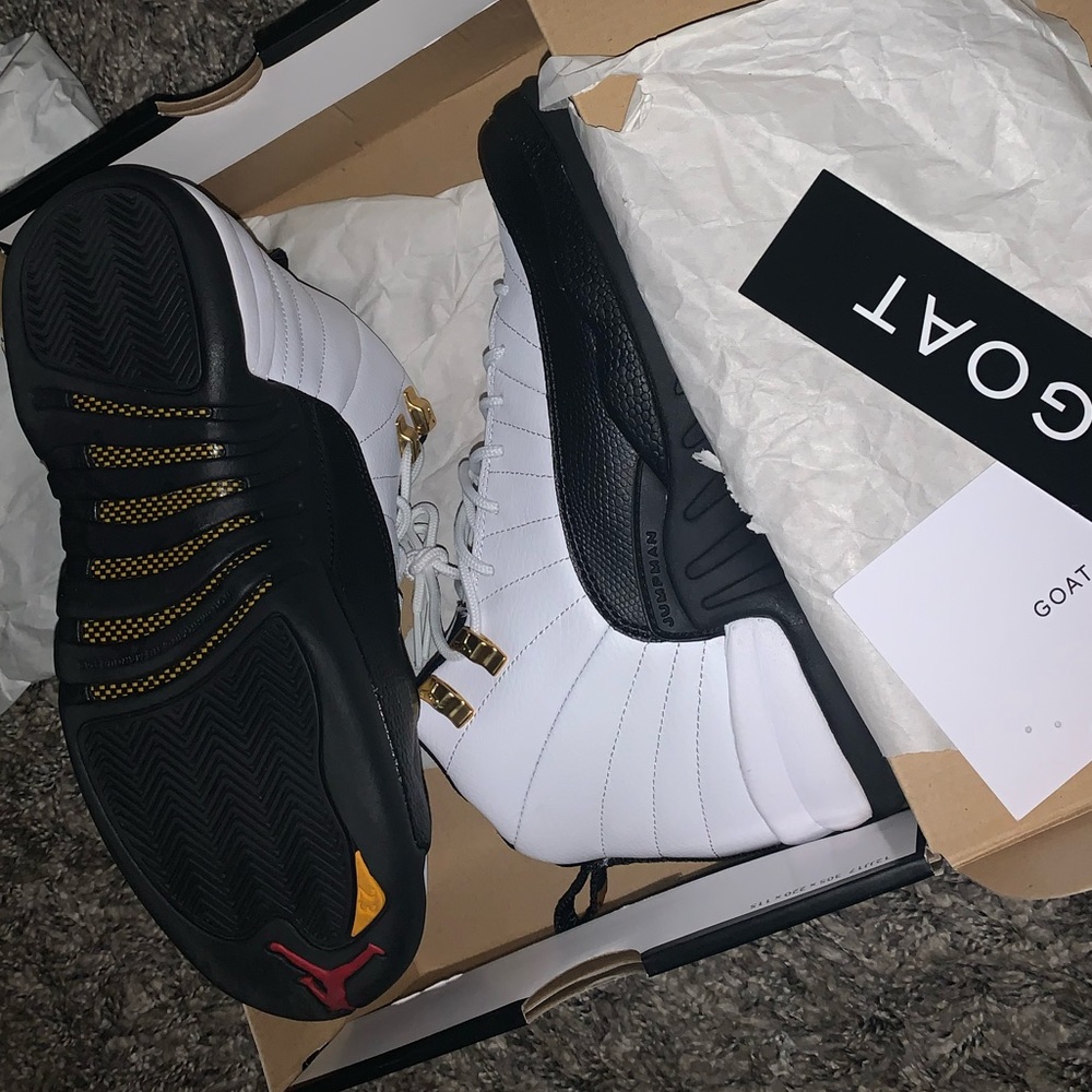 Retro 12 Jordan’s size 7